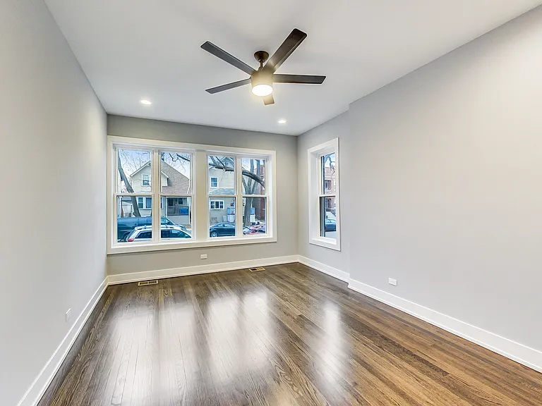 4515 N Christiana Ave #1 — Photo 3
