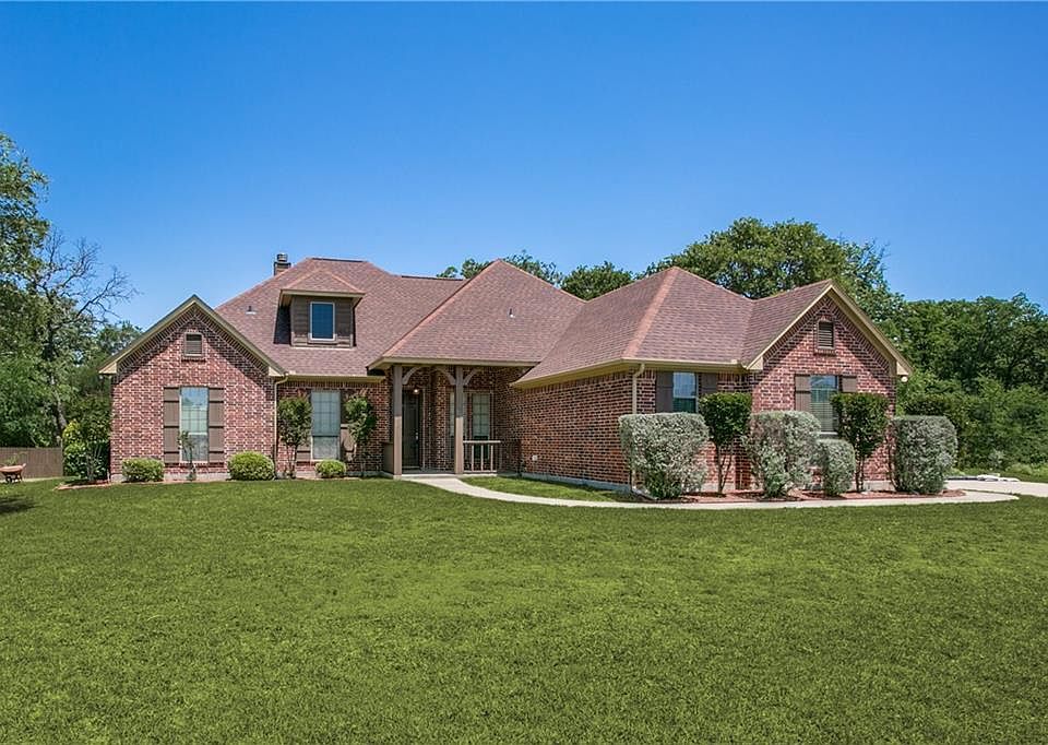 1st image of 123 Red Bud Dr