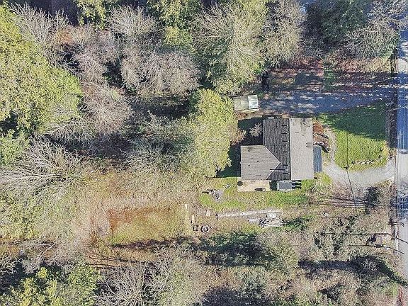 4th image of 23369 141st Ave