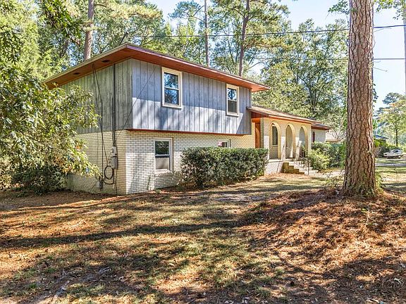 4th image of 5529 Janeru Cir