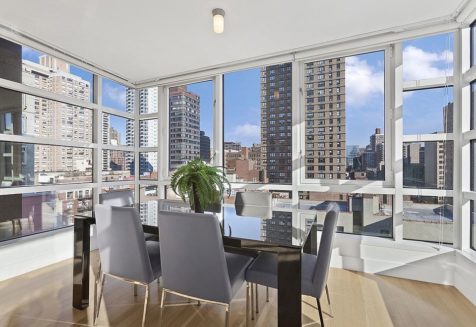 1st image of 145 Lexington Ave APT 10