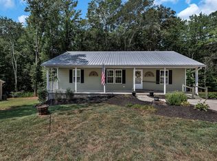 111 Jason Dr, Seneca, SC 29678