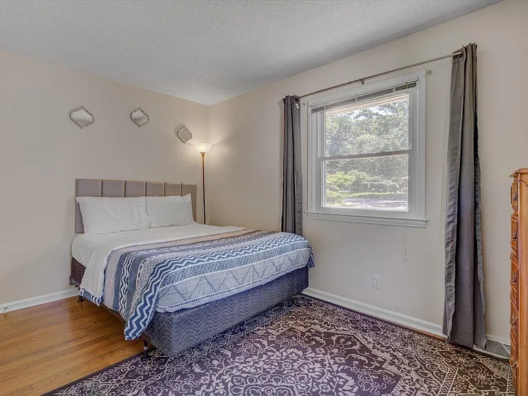 126 White Oak Dr — Photo 14