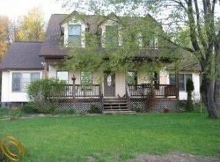 475 Green Crk, Brandon, MI