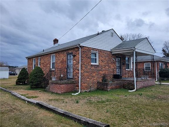 4th image of 3603 S Ettrick St