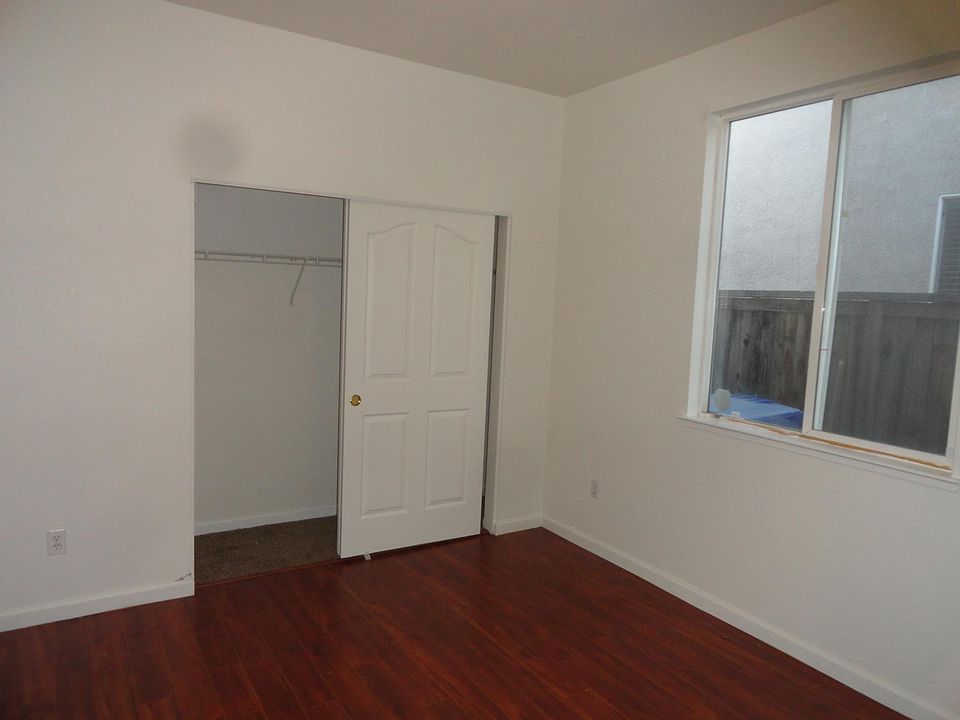 1st image of 200 Ainger Cir