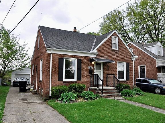 3rd image of 4735 W 157th St