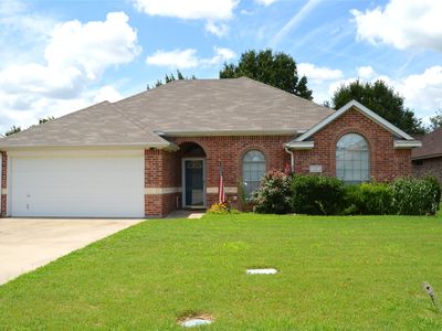 137 Birdsong Ln, Terrell, TX, 75160