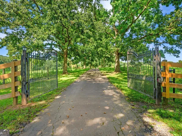 886 Hudson Rivers Church Rd, Danielsville, GA 30633