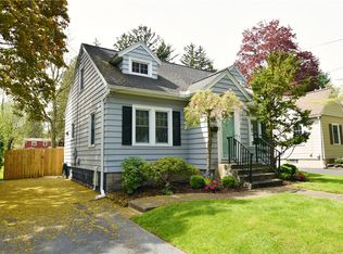 129 Cloverland Dr, Rochester, NY 14610