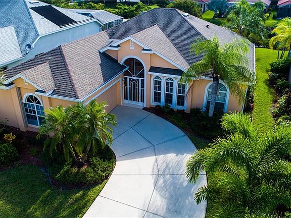3rd image of 9226 Palm Island Cir