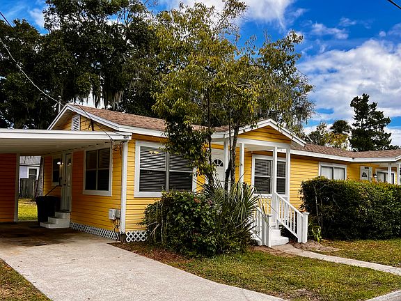 52 Anderson is located on a large corner lot.