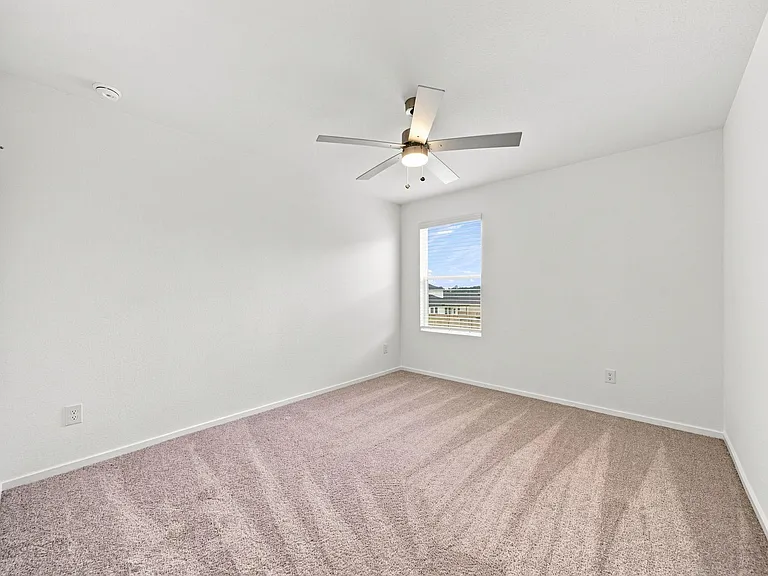 618 Amber Falls Dr — Photo 18