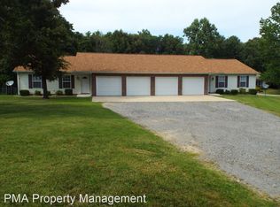 12576 Honeysuckle Hills Ln #B, Marion, IL 62959