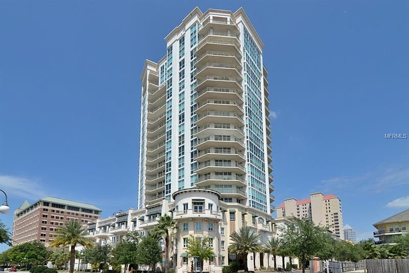1st image of 450 Knights Run Ave Unit 409