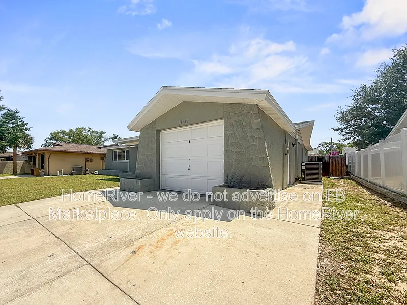 Building Photo - 11732 Enterprise Dr