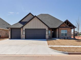 10432 SW 50th St, Mustang, OK 73064