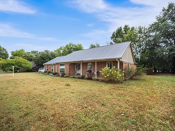 4th image of 2115 Duane Dr