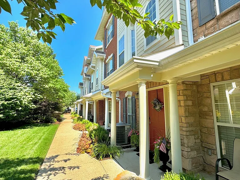2638 McKnight Crossing Ct #2638 — Photo 24