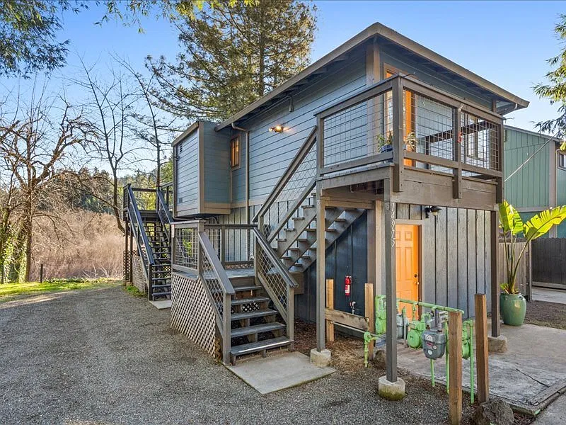 1 bed, 1.0 bath, 600 sqft, $2,450 — Photo 3
