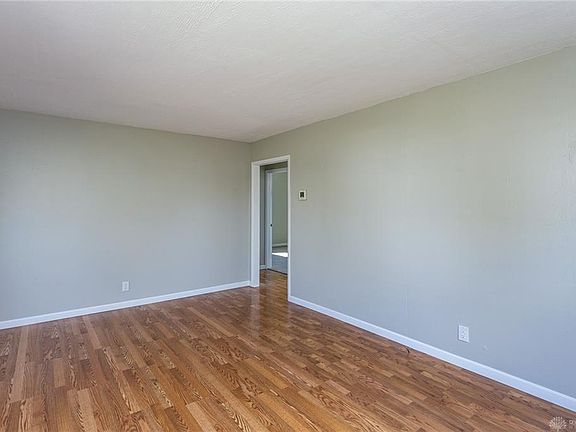 3rd image of 2234 Farmside Dr