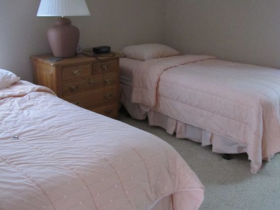 5th image of 322 Wellington Parkway