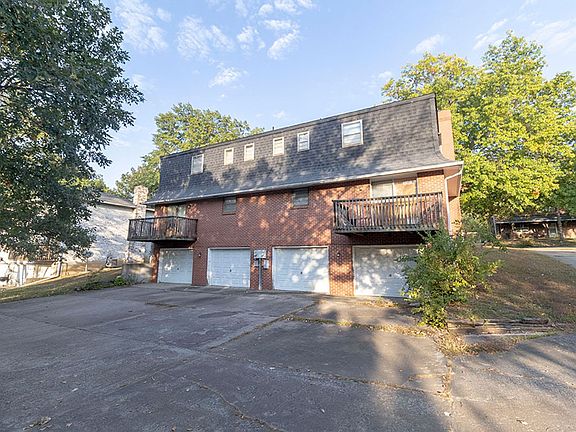 3rd image of 3311 Belle Meade Dr