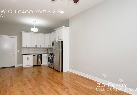 3rd image of 2127 W Chicago Ave #2R