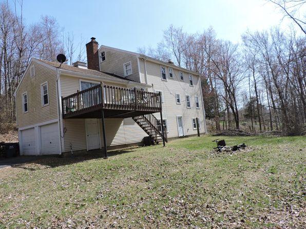 29 Green Hill Rd, Bethany, CT 06524