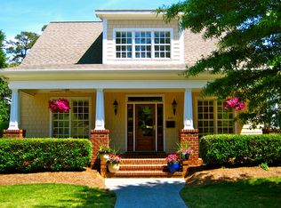 828 Bryan St, Raleigh, NC 27605