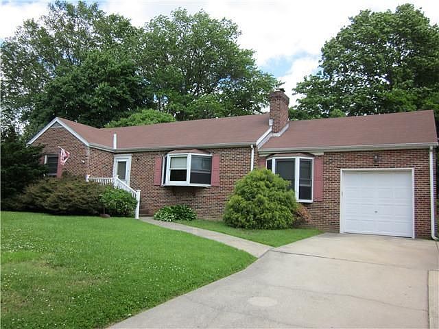 1st image of 303 Glen Berne Dr