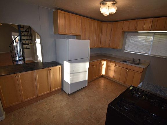 2nd image of 3636 W 8th Ave