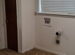 1435 Lakeshore Dr, Klamath Falls, OR