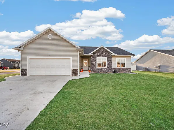 9318 Colonel Dr, Findlay, OH 45840