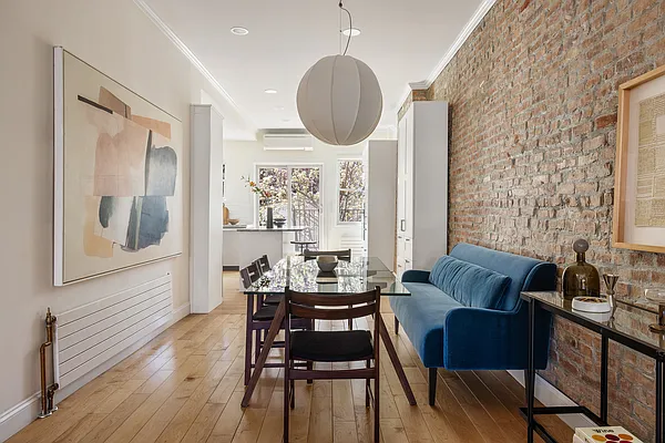 Sold by Compass | media 4
