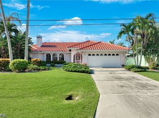 212 Kamal Pkwy, Cape Coral, FL 33904