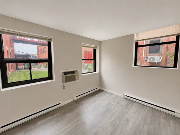 Joslin House Apartments, 168 Main St APT 105, Webster, MA 01570