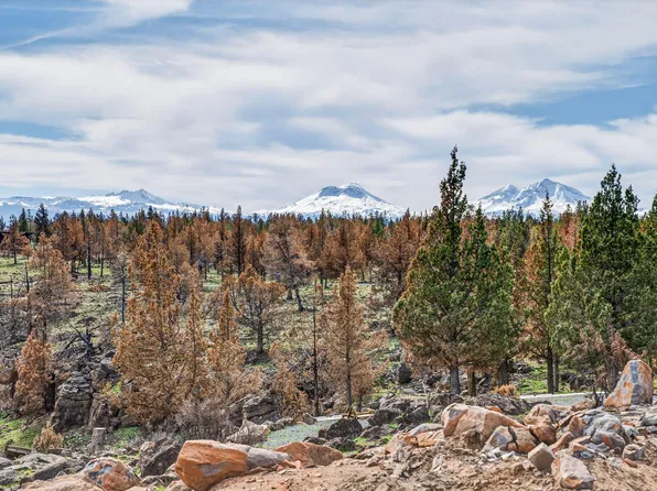 18070 Mountain View Rd, Sisters, OR 97759