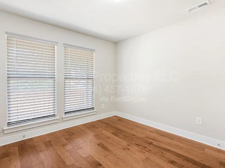 1575 Duckworth Ave — Photo 5