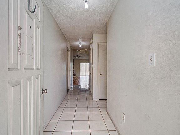 3rd image of 12912 Village Gate Dr