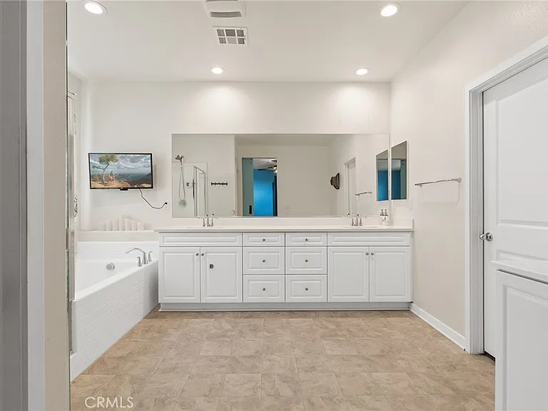 31409 Darlington Oak Dr — Photo 23