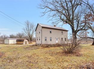 208 State Route 14, North Benton, OH 44449
