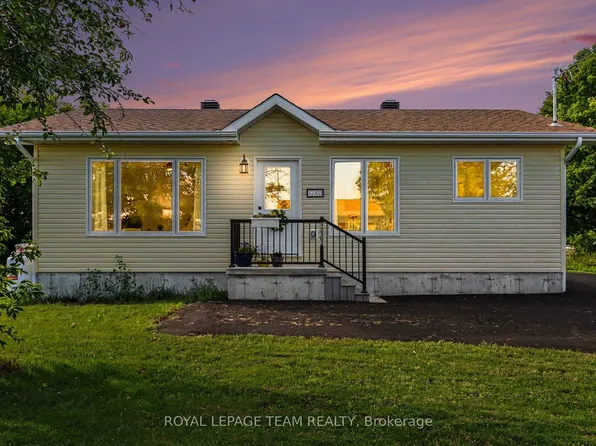 12303 County Road 5 Rd, North Dundas, ON K0C 2H0