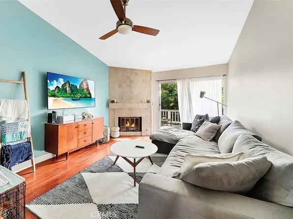 2330 Vanguard Way APT J202, Costa Mesa, CA 92626