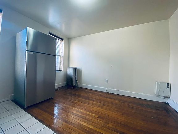 4th image of 60 Glenwood Ave APT 104