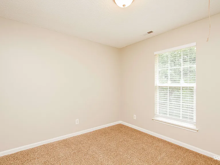 5008 Deerton Rd — Photo 10