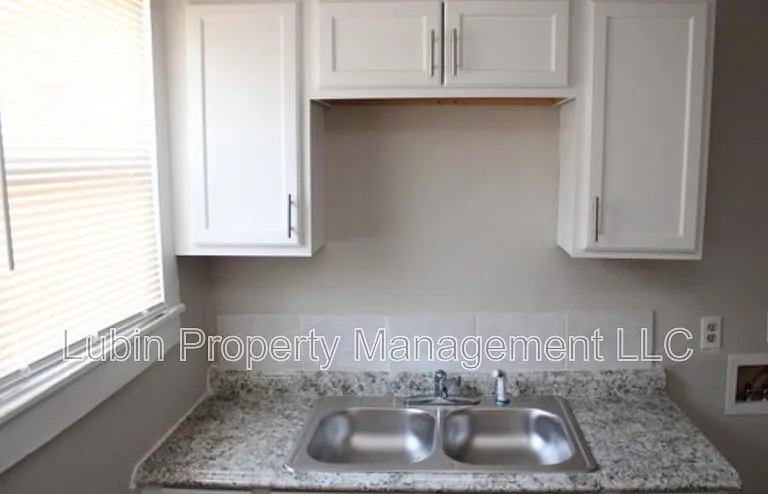 1575 Cella St — Photo 4
