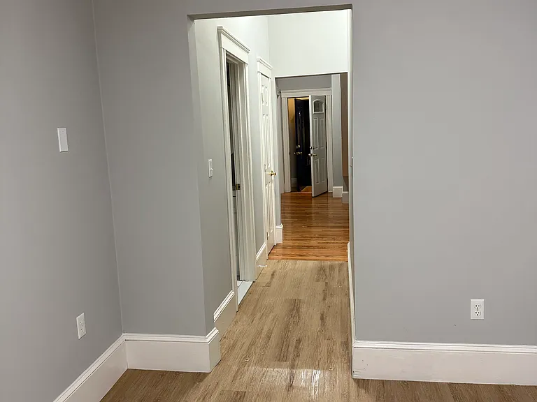 6 Weld Ave #1 — Photo 5