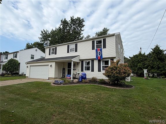 2nd image of 64 Meadow Run
