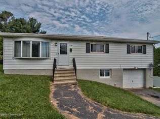 588 W Locust St, Scranton, PA 18504